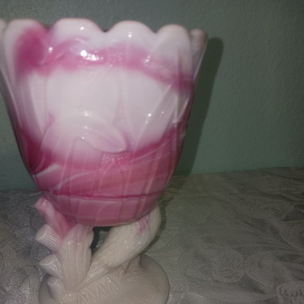 Vintage L.E. Smith Pink Slag Glass Pheasant Vase - Picture 7 of 8